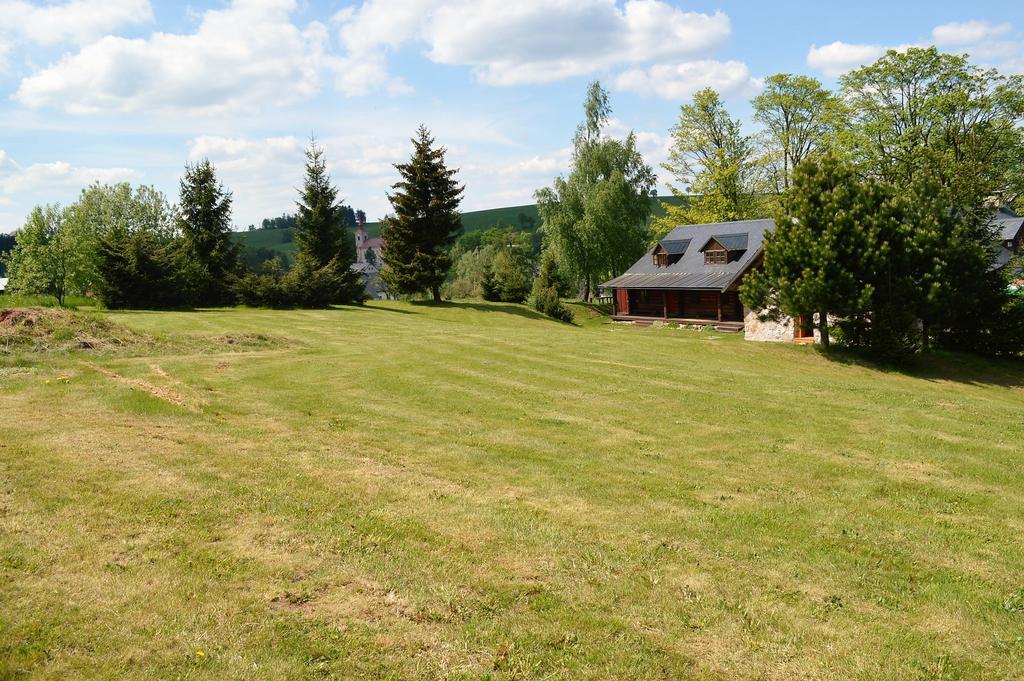 Hotel Sruby Haida Ceske Petrovice Exterior foto